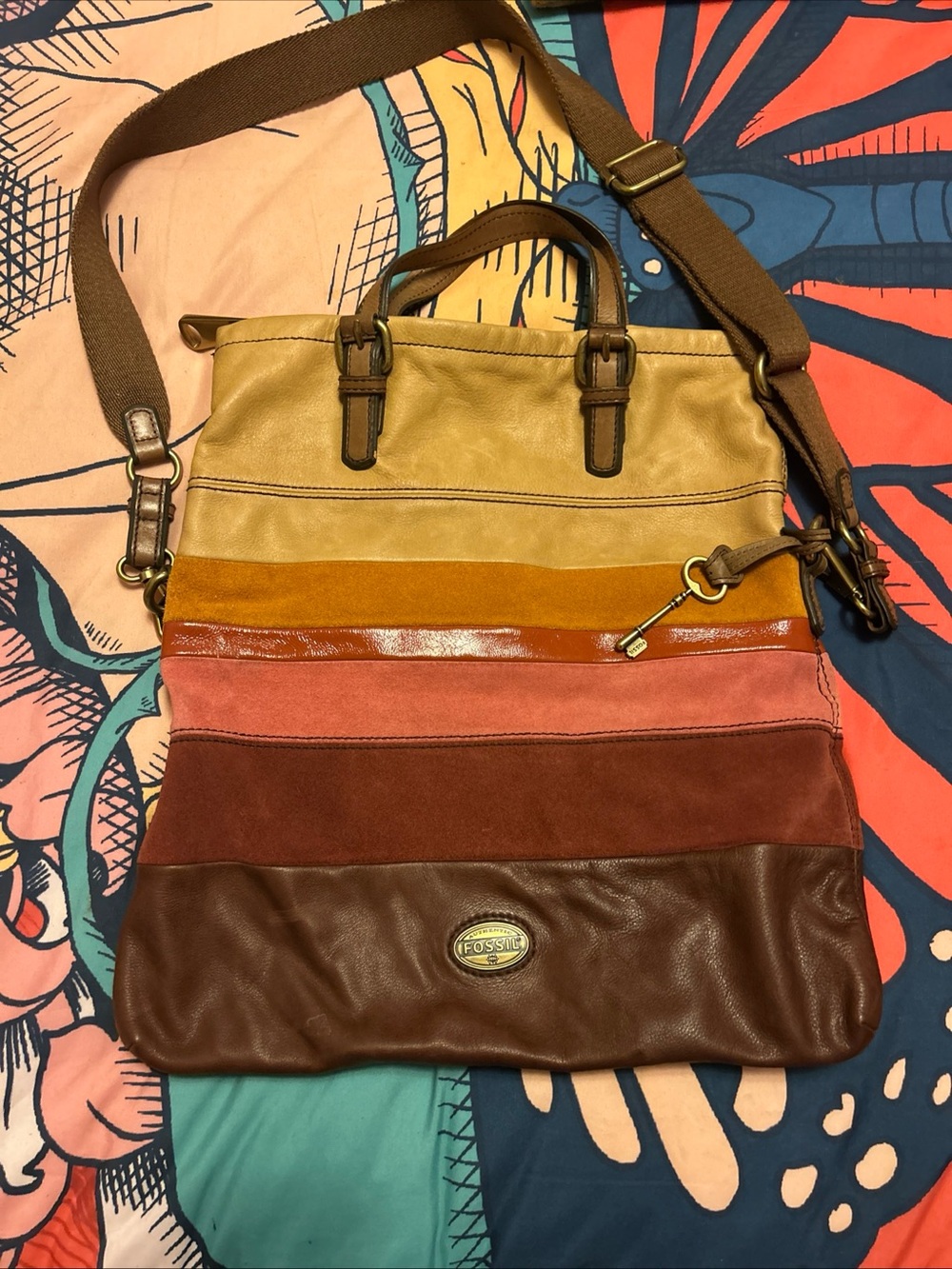 Fossil Explorer XL Multicolor Leather Tote Handle Hobo Key Charm.